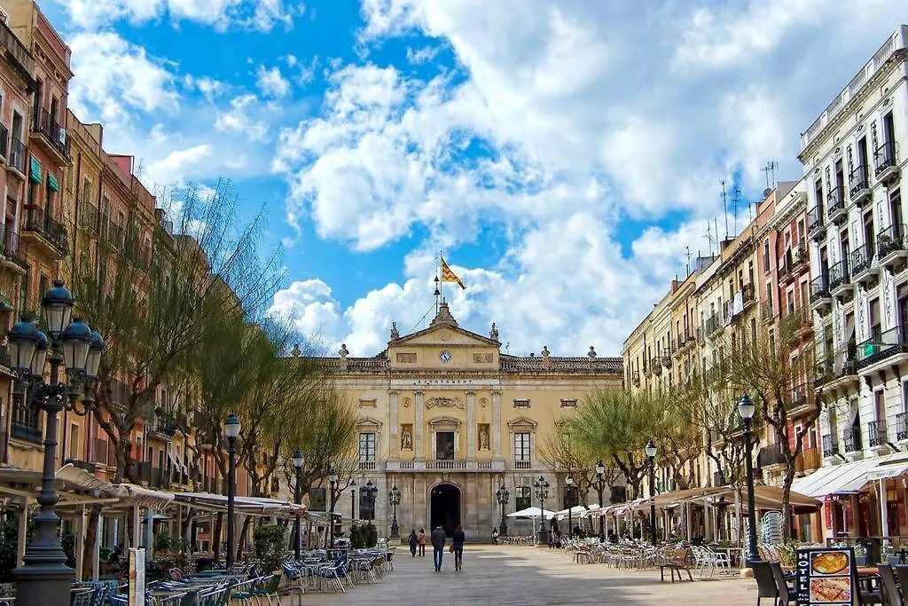 2 Tus Vacaciones Ideales En Tarragona