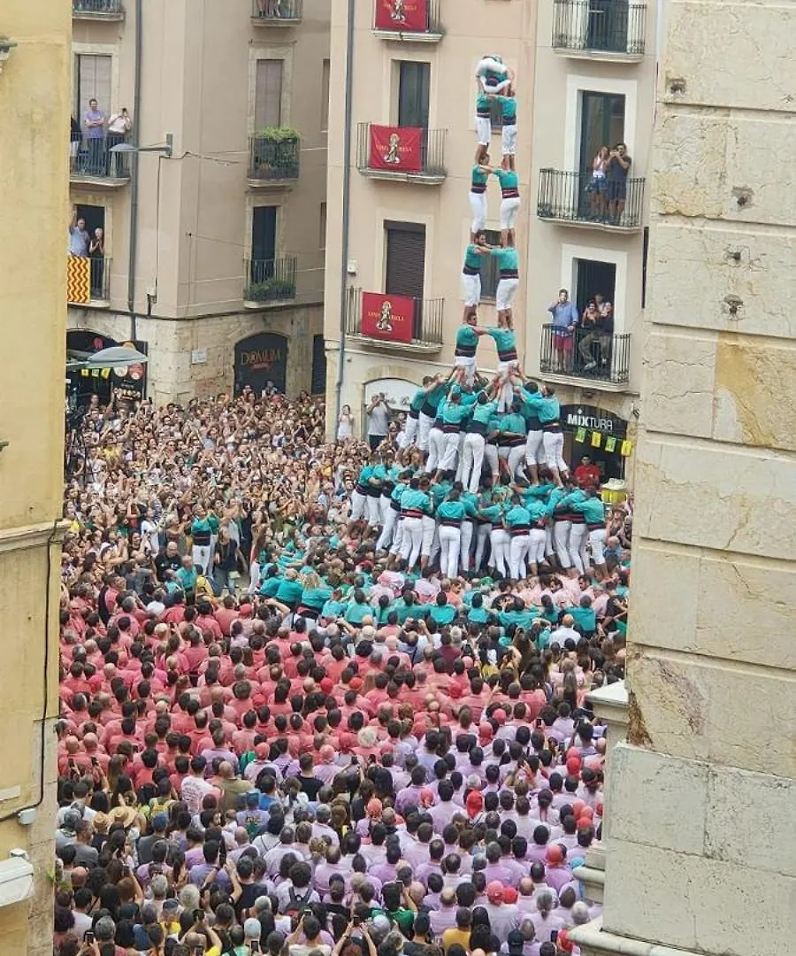 2 Tus Vacaciones Ideales En Tarragona Spain